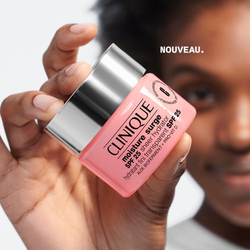 CLINIQUE Moisture Surge - Hydratant Fini Transparent SPF 25 CLINIQUE Moisture Surge - Hydratant Fini Transparent SPF 25